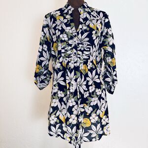 Women’s Dark Floral Button Top Size L Tropical Beach Vacation Island Resortwear